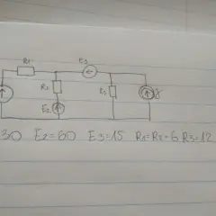 Schemat obwodu elektrycznego z elementami R1, R2, R3, E1, E2, E3 i J. Pod schematem dane wartości elementów, np. E1=30. Obliczenia z wykorzystaniem 1 prawa Kirchhoffa.