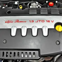 Silnik Alfa Romeo 1.9 JTD 16V. Zastanawiasz się, ile kosztuje robocizna wymiany silnika?