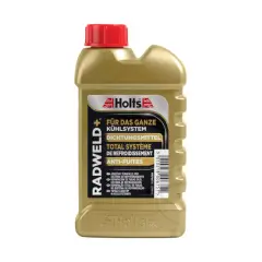 Złota butelka uszczelniacza do chłodnic Holts Radweld+. Opis produktu informuje o jego zastosowaniu i potencjalnych skutkach ubocznych, jeśli nie jest używany zgodnie z instrukcją.