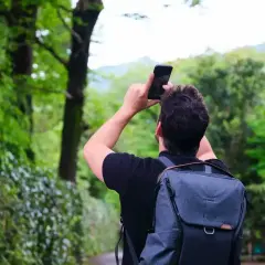 Najlepsze aplikacje do chodzenia po górach, które zapewnią bezpieczeństwo i wygodę