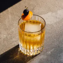 Ingredienti Cocktail: La Guida Essenziale per il Tuo Bar di Casa