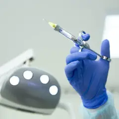 Czy znieczulenie u dentysty jest szkodliwe? Bezpieczeństwo i fakty