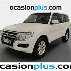 Mitsubishi Montero 3.2 DID 200cv blanco, listo para la aventura.