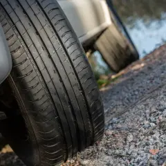 Jak indeks nośności opony wybrać, aby uniknąć niebezpieczeństwa na drodze