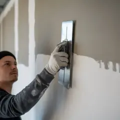 Ile warstw gładzi na ścianę, aby uniknąć problemów z wykończeniem?