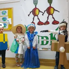 Pokaz mody z recyklingu: Gotowy przewodnik krok po kroku!