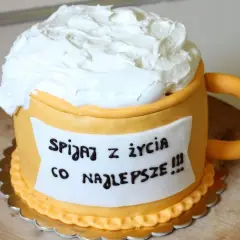 Torty z piwa jak zrobić – proste przepisy na wyjątkowe wypieki