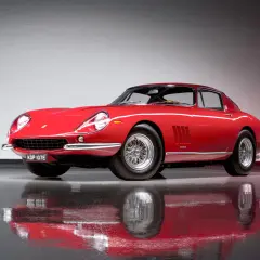 Jak kupić Ferrari bez zbędnych błędów i zyskać najlepszą ofertę