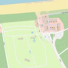 Mapa terenu z zaznaczonym campingiem numer 180 w gminie Stegna. W pobliżu bary i smażalnie.