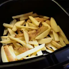 Jak przygotować frytki do frytkownicy beztłuszczowej, by były chrupiące