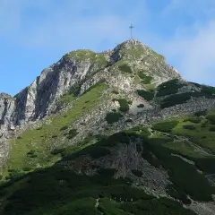 Jak dostać się na Giewont? Najlepsze trasy i ważne wskazówki