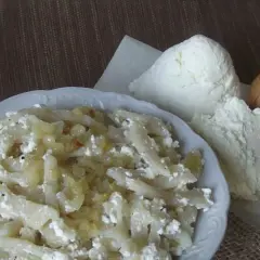 Jak zrobić kluski z serem białym - prosty przepis na pyszne danie