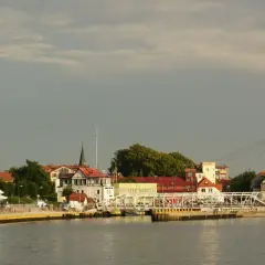 Ustka - w jakim województwie leży to urokliwe nadmorskie miasto?