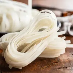 Ile kalorii ma makaron ryżowy? Prawda o IG i diecie!