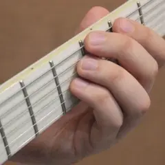Jak grać na gitarze elektrycznej - proste techniki dla początkujących
