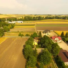 Jakie dokumenty do kupna działki rolnej? Uniknij kosztownych błędów