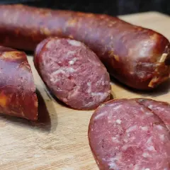 Kiełbasa z renifera: gdzie kupić, jak przygotować i jakie ma smaki