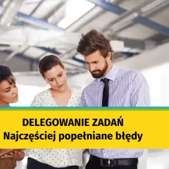 Zespół omawia zadania. Skuteczne oddelegowanie pracownika to klucz do sukcesu, unikaj typowych błędów.