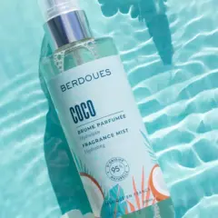 Brume parfumée Coco Berdoues, idéale pour une touche de fraîcheur. Apprenez comment utiliser une brume parfumée pour un sillage estival.