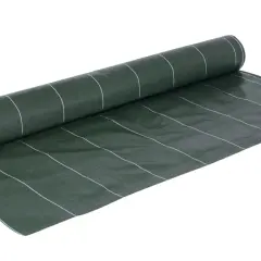 Rouleau de **tissage toile** vert foncé, idéal pour le jardin. Les lignes blanches indiquent les mesures pour un aménagement précis.