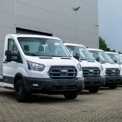 Waga busa 9-osobowego: DMC, ładowność i prawo jazdy kat. B