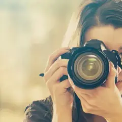 Czy fotograf to dobry zawód? Odkryj zalety i wyzwania tej kariery