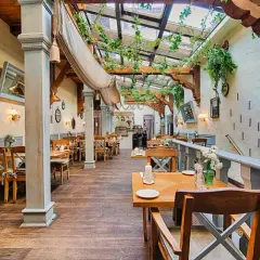 Najlepsze restauracje dla rodzin z dziećmi w Krakowie: 10 miejsc