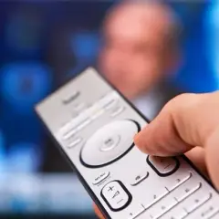 Jak wyłączyć napisy dla niesłyszących w telewizorze Samsung?