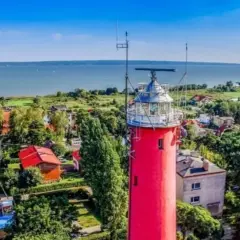 Czy warto jechać do Krynicy Morskiej? Odkryj atrakcje i zalety