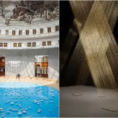 Deux œuvres d'art dans l'expo Pinault : une installation aquatique avec des disques flottants et une sculpture de fils dorés où une femme admire l'œuvre.