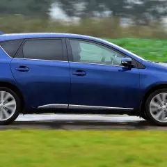 Pojemność baku Toyota Auris: 45, 50 czy 55 litrów?