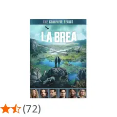 La Brea: The Complete Series. Ett par står på en klippa och blickar ut över ett förhistoriskt landskap med mammutar och en mystisk spricka.