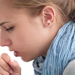 Bronchitis Symptome bei Frauen: Warnzeichen, die Sie nicht ignorieren sollten
