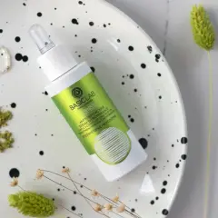 Jakie serum do cery mieszanej pomoże zniwelować nadmiar sebum?