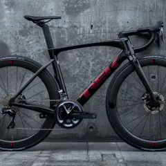 Trek Madone SLR: Komfort i szybkość - odkryj Madone SLR