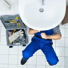 Jak zdobyć zawód hydraulika i uniknąć pułapek w karierze