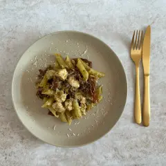 Jak zrobić makaron z pesto ze słoika – szybki i pyszny przepis