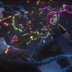 Starcia w świecie Arcane: Jinx i Vi walczą, używając swoich unikalnych mocy i broni.