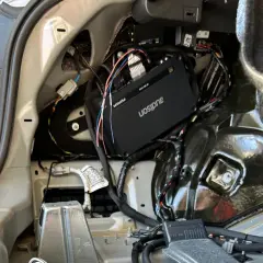 Amplificatore Audison installato nel bagagliaio, un piccolo passo verso la protezione delle aree marine protette, riducendo l'inquinamento acustico.