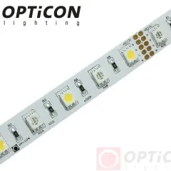 Taśma LED z diodami 5050 RGB i białymi, z oznaczeniami Opticon.