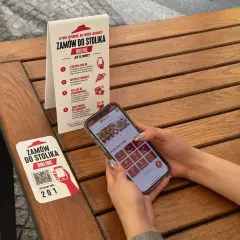 Zamów online z Pizza Hut! Szybkie zamawianie z stolika nr 201 przez aplikację. Sprawdź menu i ceny.