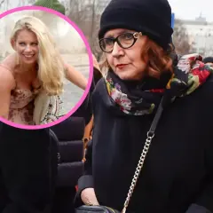 Agata Kryska-Ziętek w towarzystwie męża, uśmiechnięta blondynka w sukience w kwiaty.