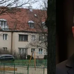 Gdzie mieszka Donald Tusk w Sopot? Odkryj jego luksusową lokalizację