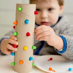 Zabawy sensoryczne dla 3-latka: Jak stymulować rozwój mózgu?