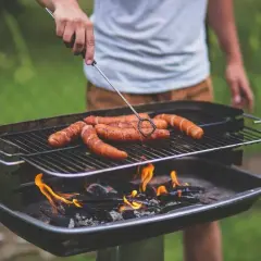 Jak długo grillować kaszankę, aby uniknąć pęknięć i przypalenia?