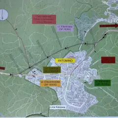 Mapa przedstawia przebieg obwodnicy Witomina, drogi rowerowe i ulice.