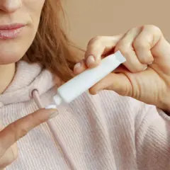 Maść ichtiolowa na pryszcze: Czy pomoże na bolesne gule?