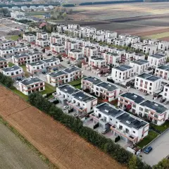 Ile kosztuje m2 mieszkania na wsi? Ceny, które mogą Cię zaskoczyć