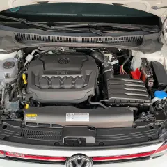 El motor TSI del polo gti, listo para la acción.