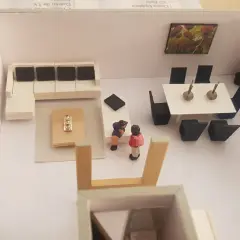 Maqueta de casa: sala, comedor, garaje y jardín. Ideal para aprender como hacer una maqueta.